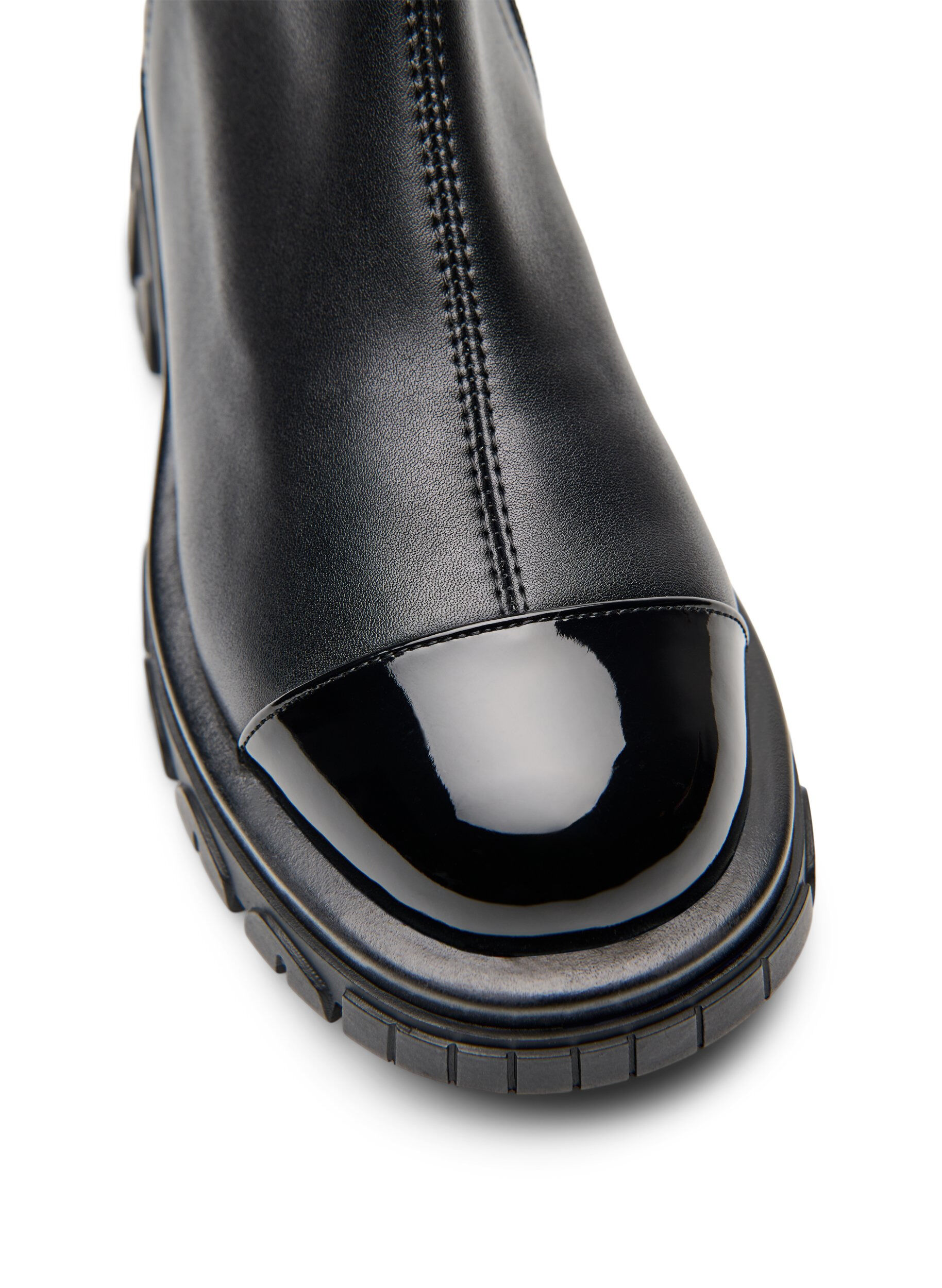 Zizzifashion Wide fit &ndash; Chunky ankle boot with patent detail, Black, Packshot image number 3