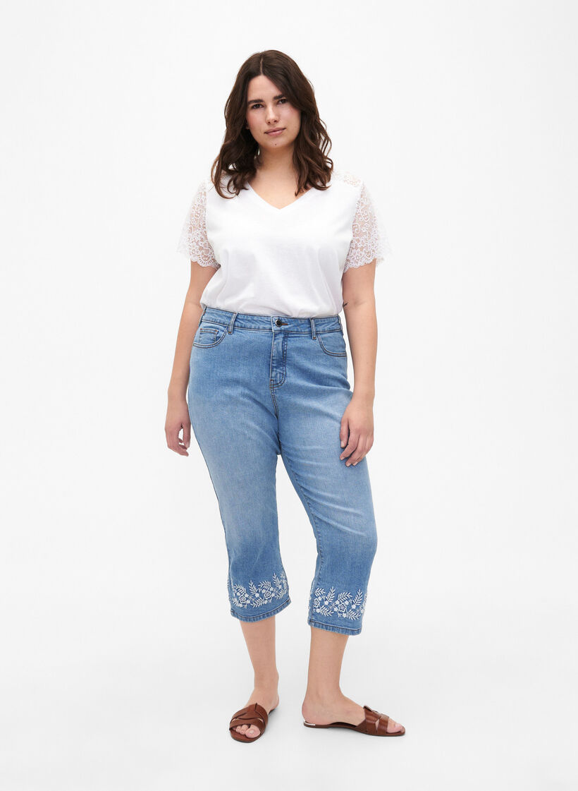 High-waisted Amy knickers with embroidery, Light blue denim, Model image number 4