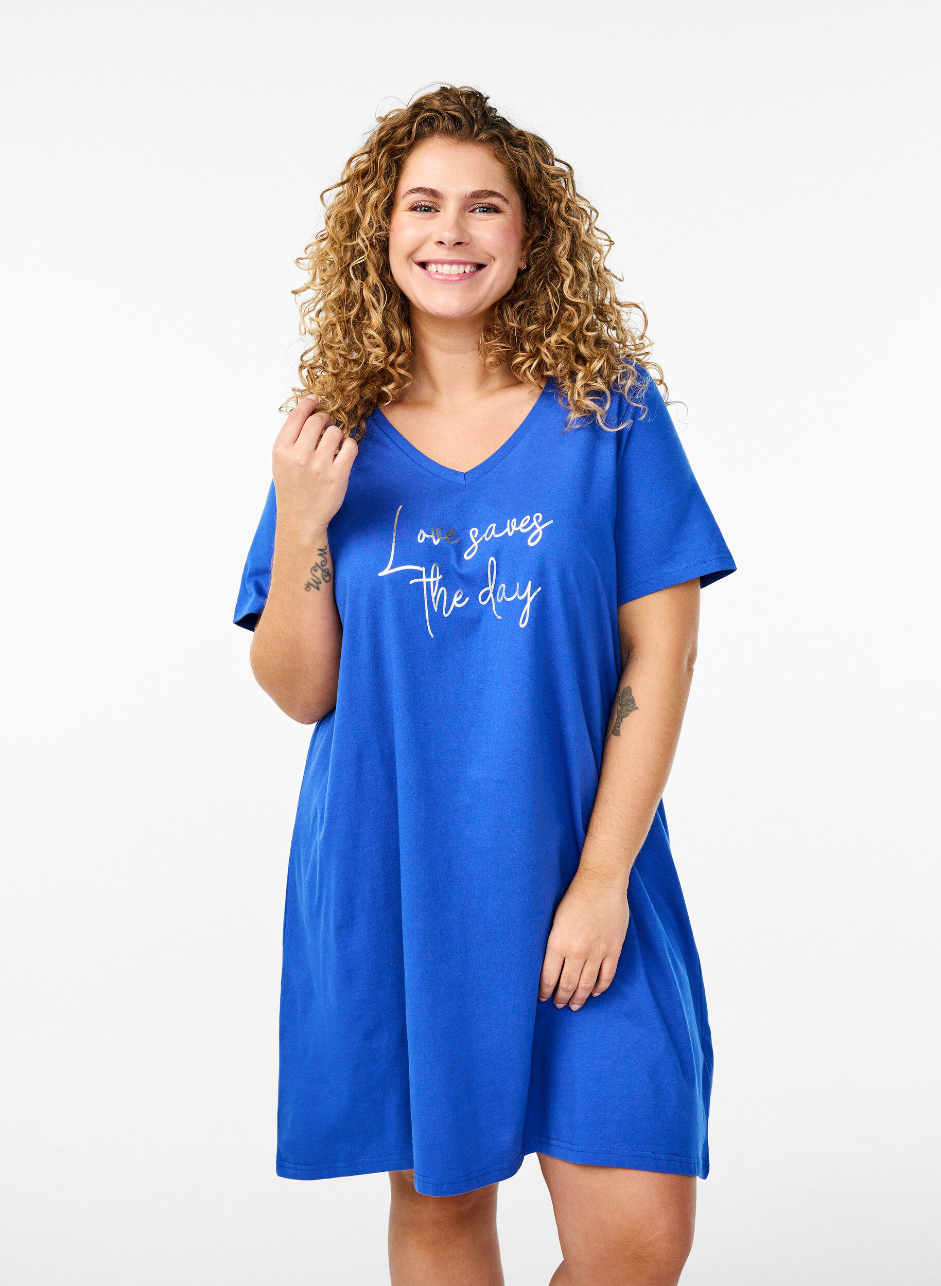 ZizzifashionOrganic cotton nightgown with v-neck, , Model image number 0