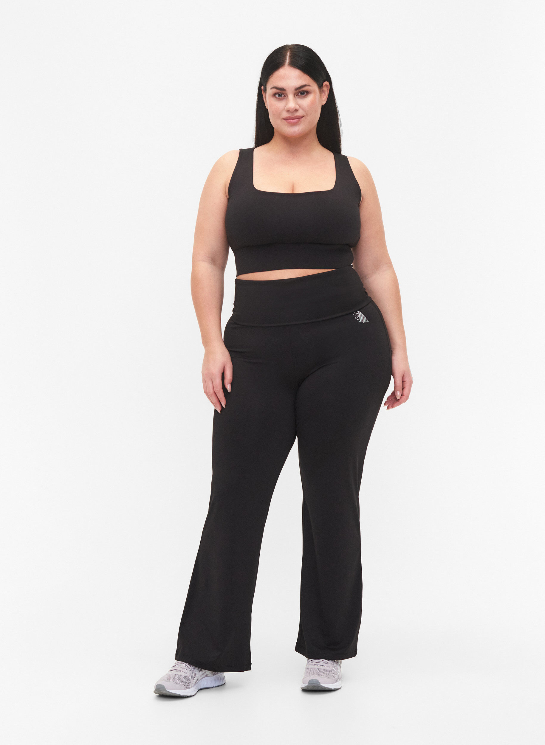 Zizzifashion Sports bra with square neckline, Black, Model image number 2