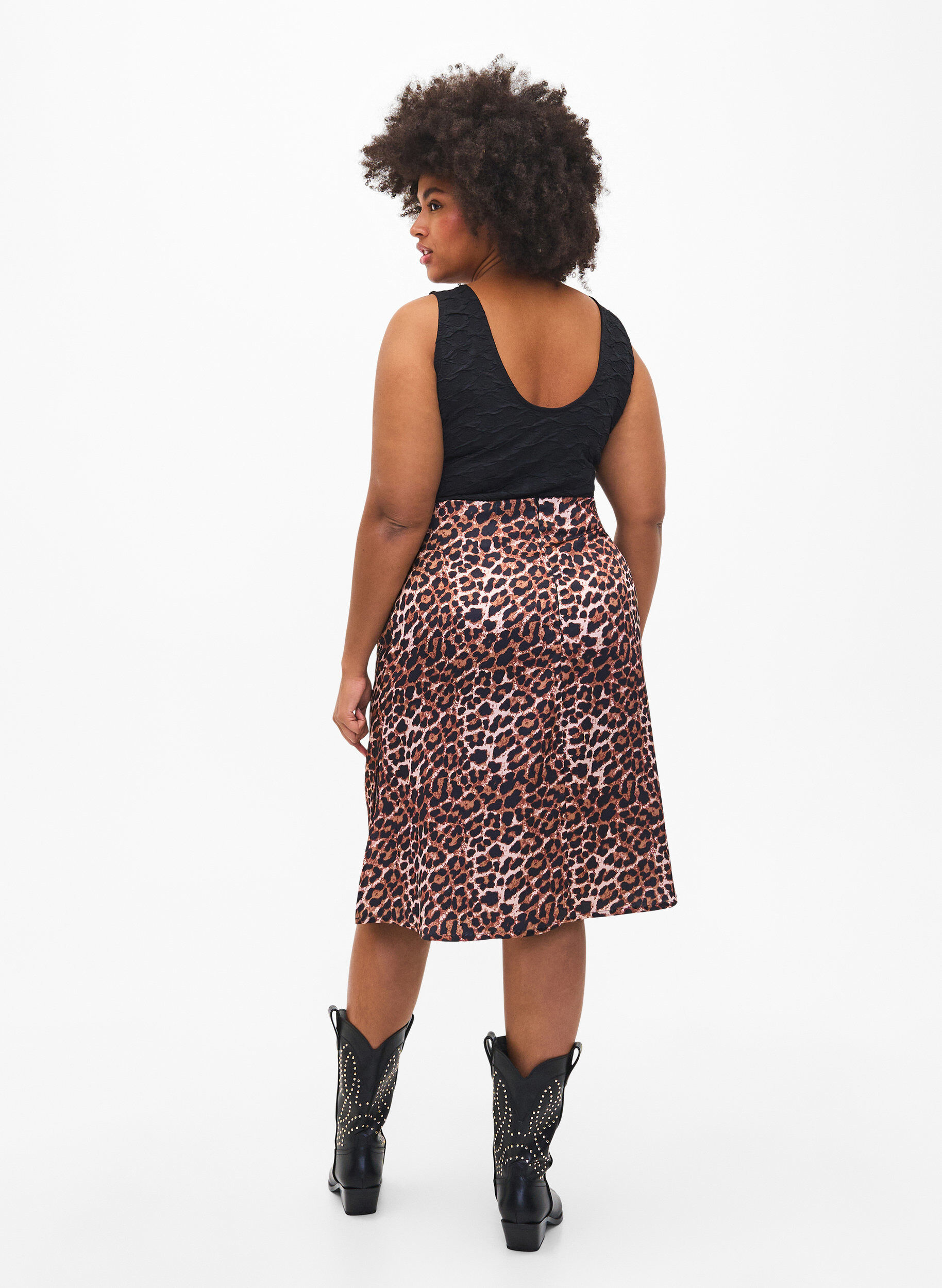Zizzifashion Leopard print skirt with slits, Leopard AOP, Model image number 1