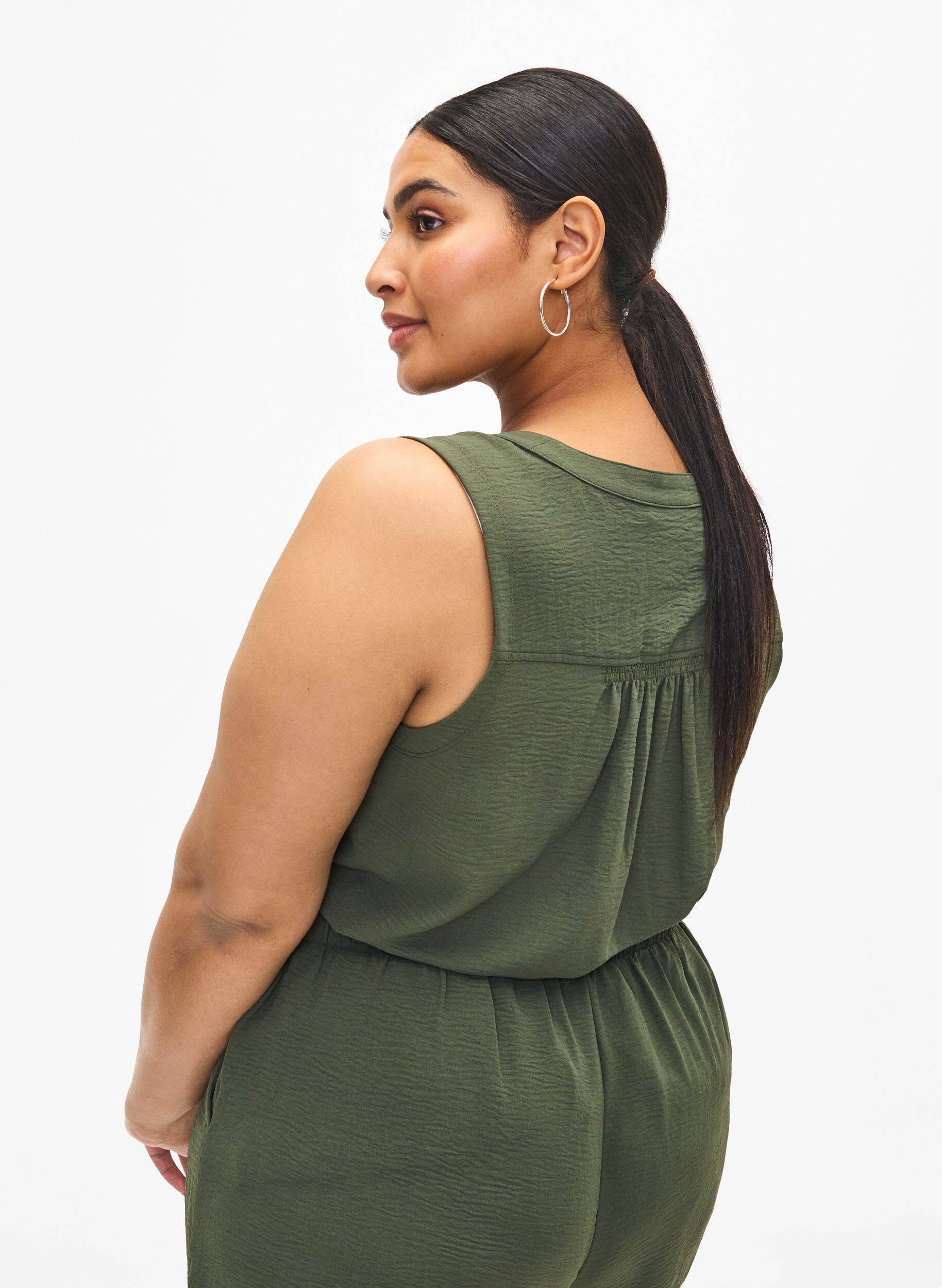ZizzifashionSleeveless top with wrinkle details, Green, Model image number 2