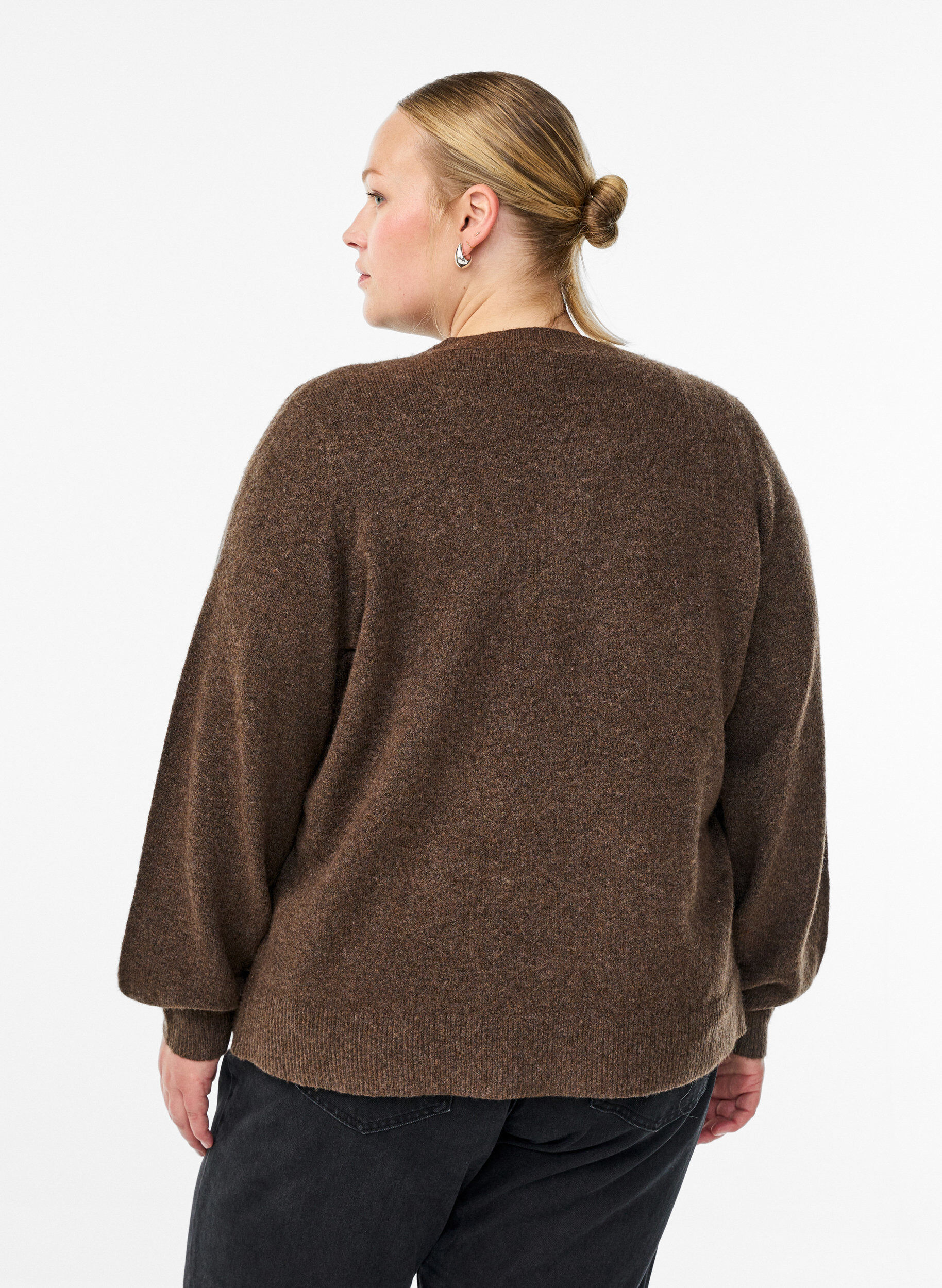 Zizzifashion Cardigan in soft knit with gold-coloured buttons, Brown, Model image number 2
