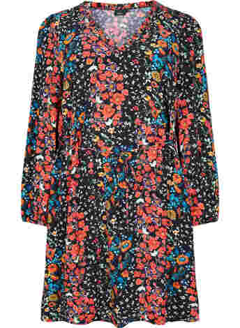 Floral dress in viscose material