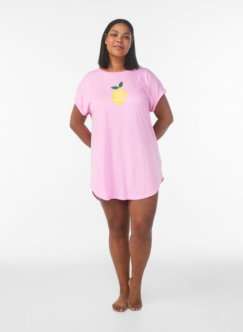 Short sleeve nightgown with text print, Pink, Model image number 1