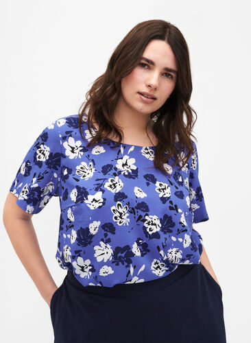 FLASH - Blouse with short sleeves and print, Amparo Blue Flower, Model image number 0