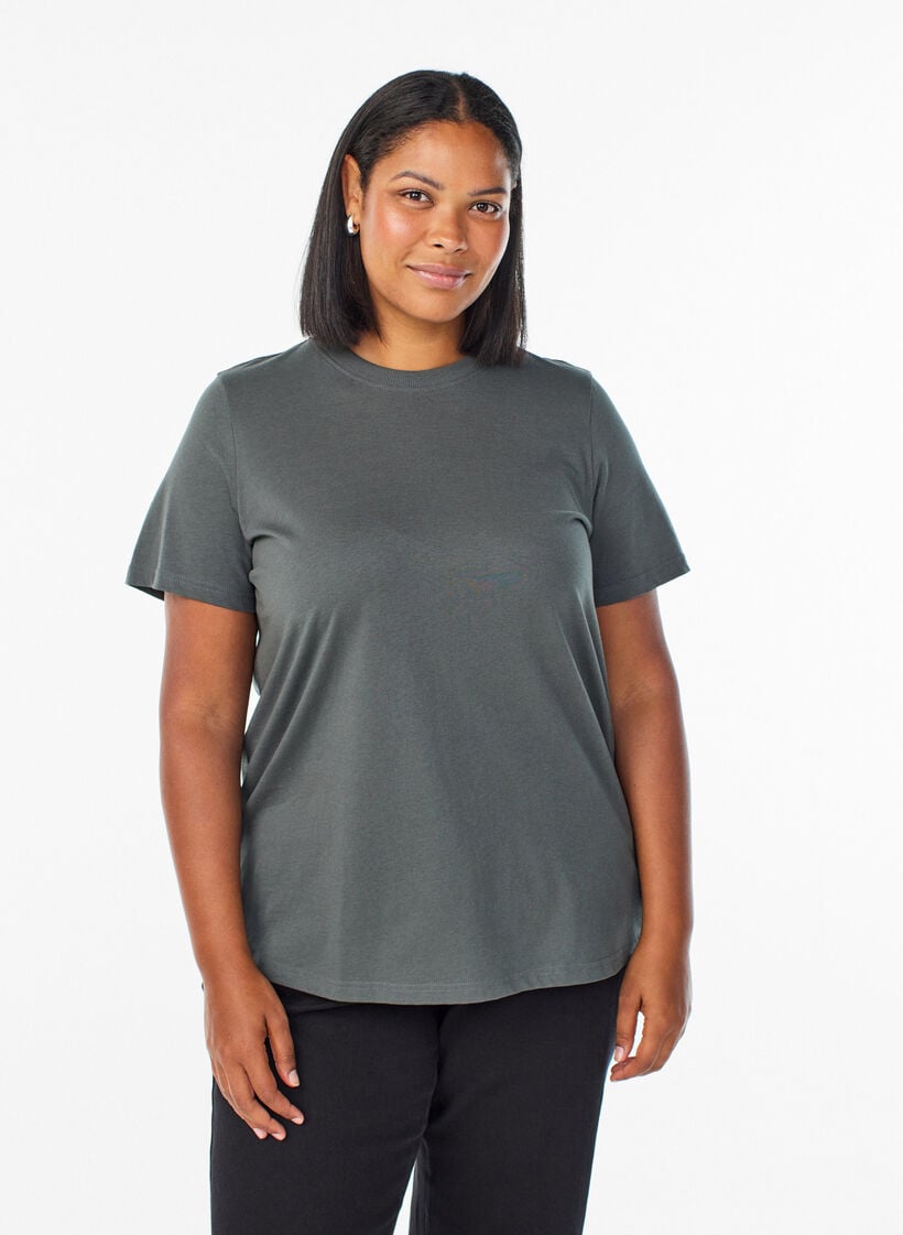 Basic cotton T-shirt with round neck, Green, Model image number 0