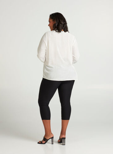 Close-fitting 3/4 trousers with zips, Black, Model image number 1