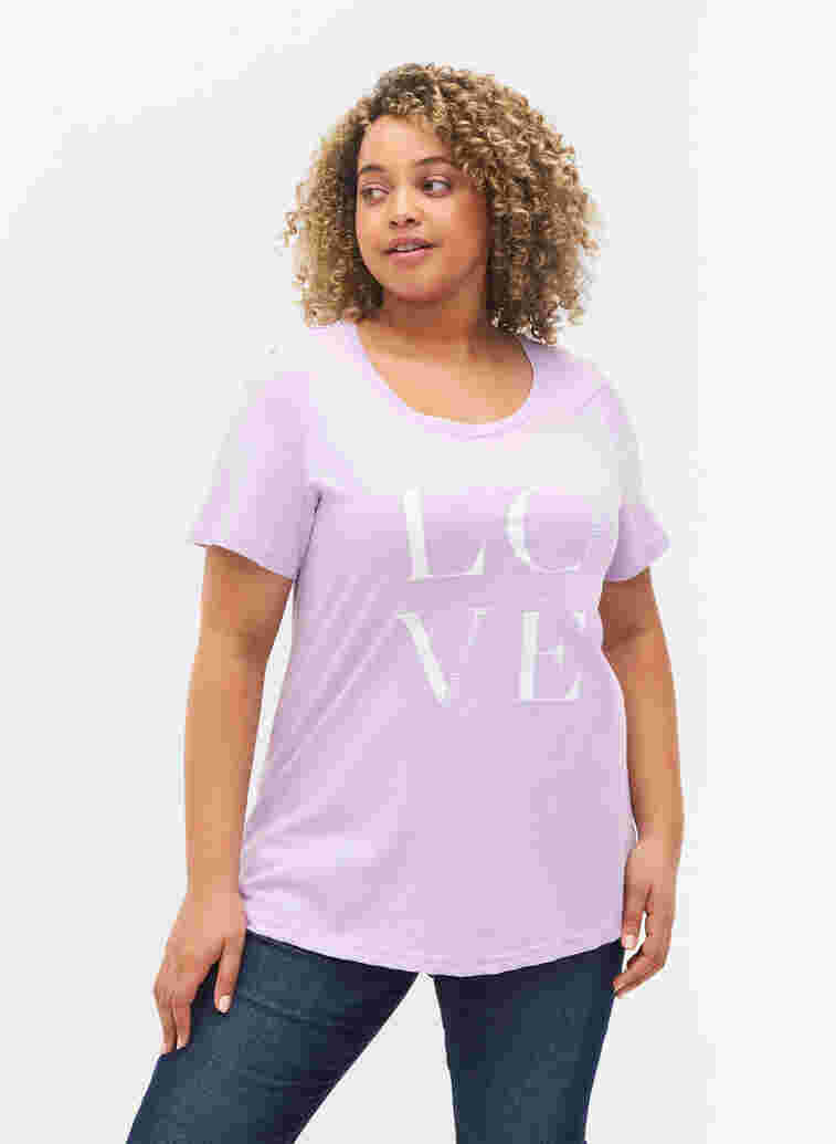 Short-sleeved cotton t-shirt with print, Lavendula LOVE, Model