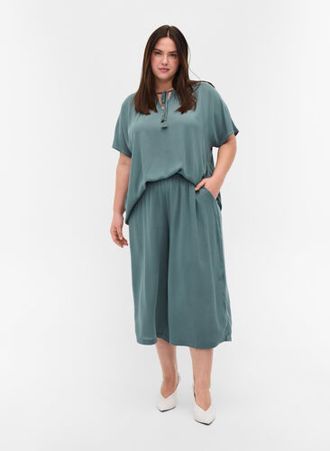 Short sleeves blouse in viscose, Balsam Green, Model image number 0