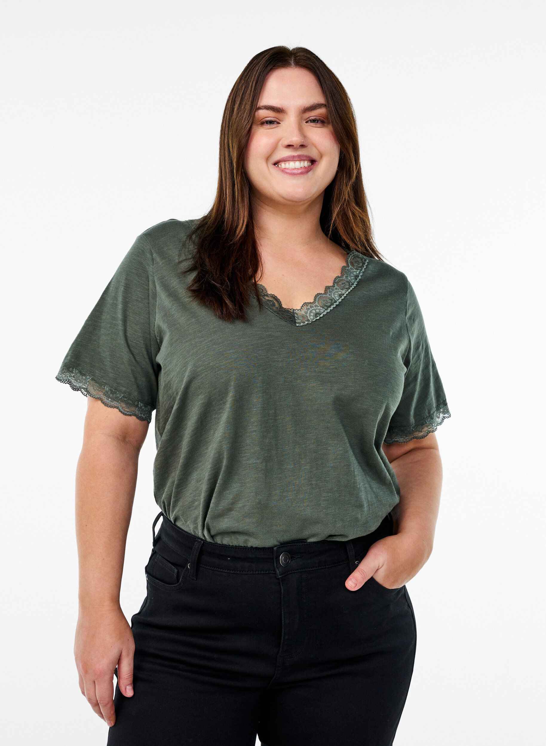 T-shirt with lace trim, Green, Model