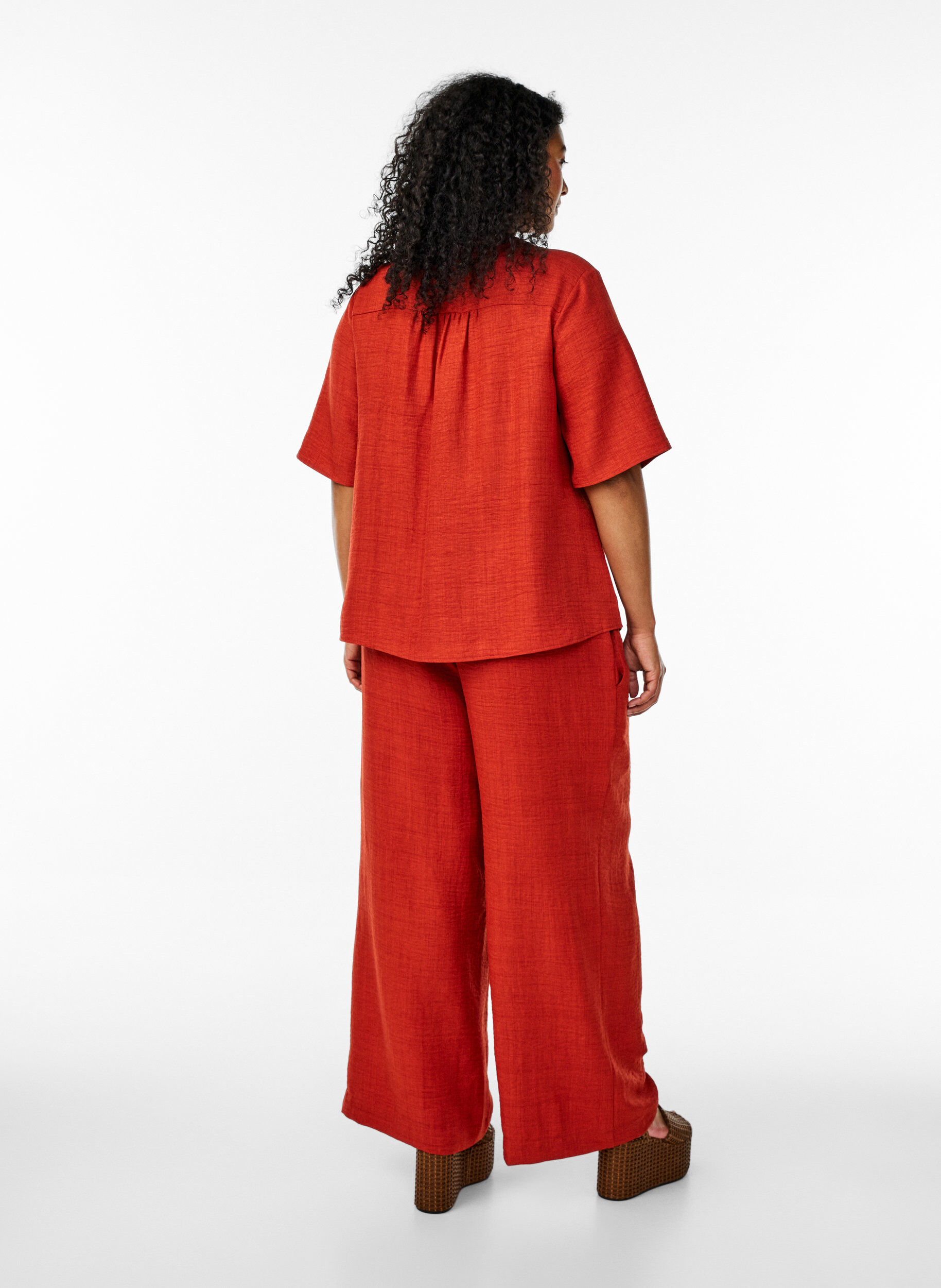 ZizzifashionLoose trousers with elasticated waistband and pockets, Red, Model image number 1