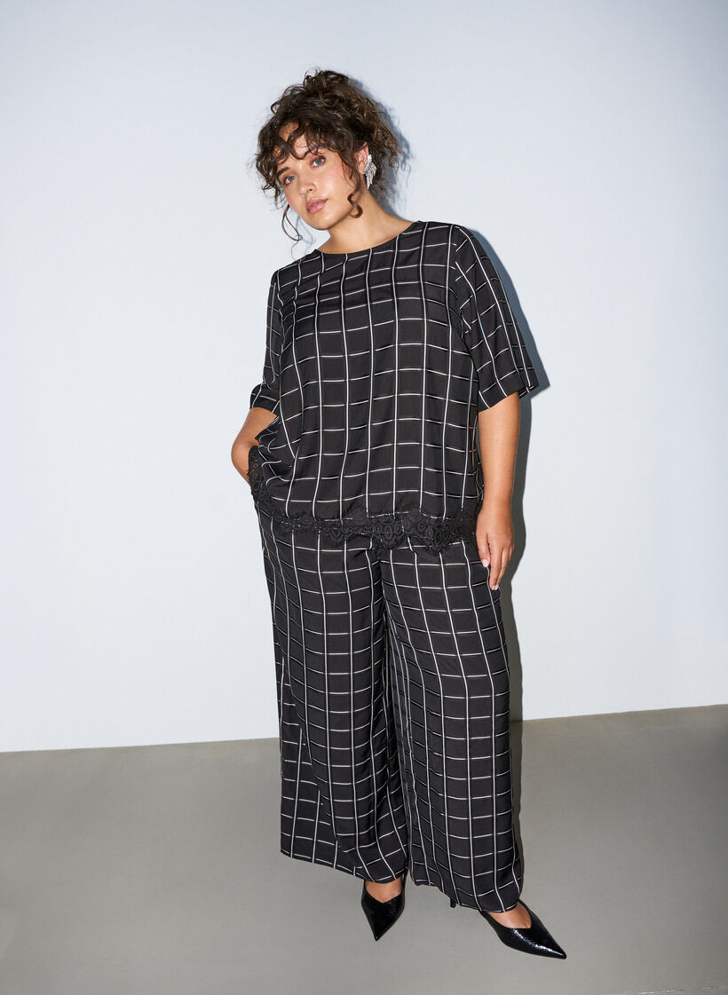 Checked wide-leg trousers, Black, Model image number 0
