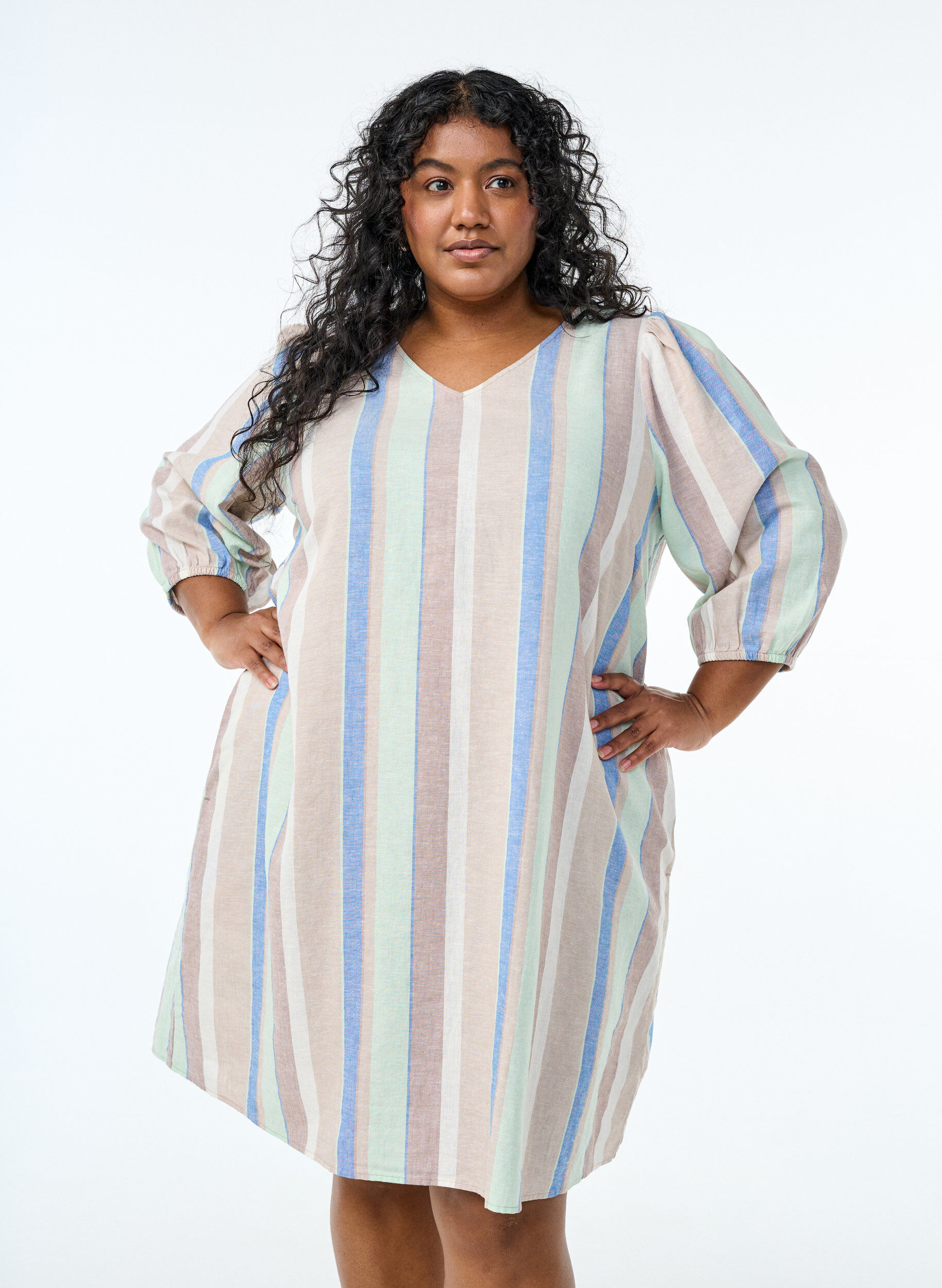 ZizzifashionShort dress in linen and viscose with 3/4 sleeves, Blue, Model image number 0