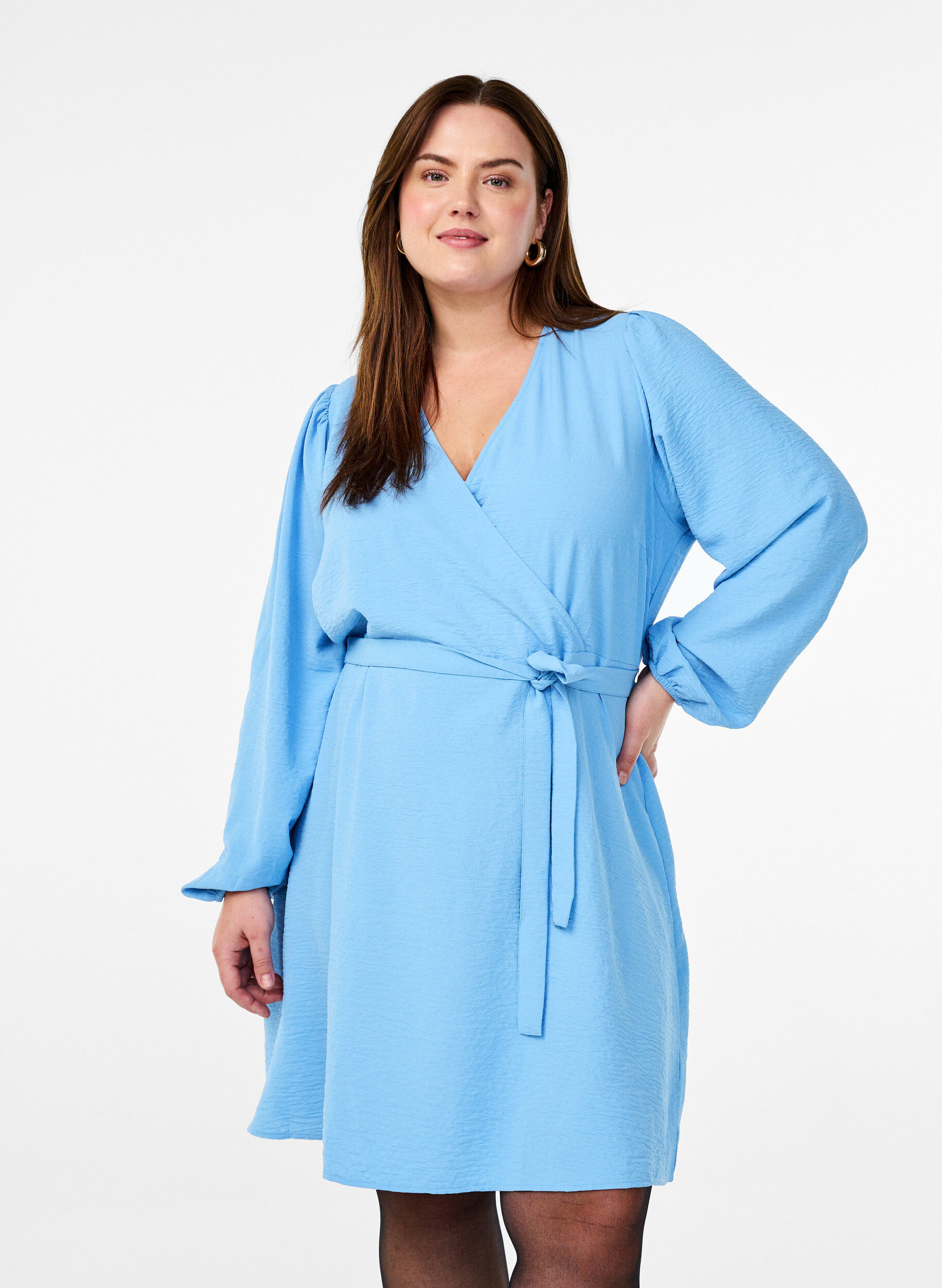 Zizzifashion Short wrap dress with tie belt, Light Blue, Model image number 0