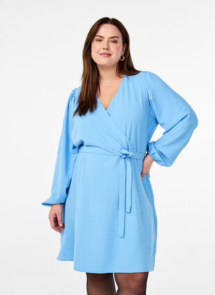 Short wrap dress with tie belt - Light Blue - Sz. 40-64 - Zizzifashion Short wrap dress with tie belt - Light Blue - Sz. 40-64 - Zizzifashion