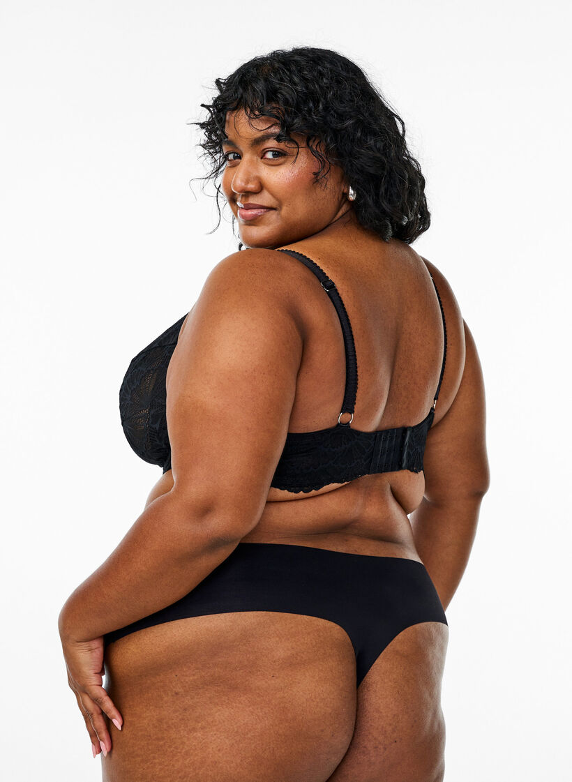 Full coverage lace bra with underwire, Black, Model image number 2