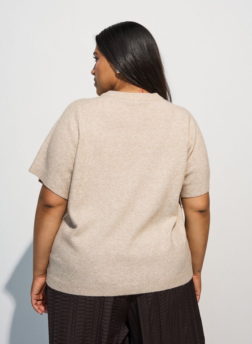 Knit cardigan with short sleeves, Beige, Model image number 2