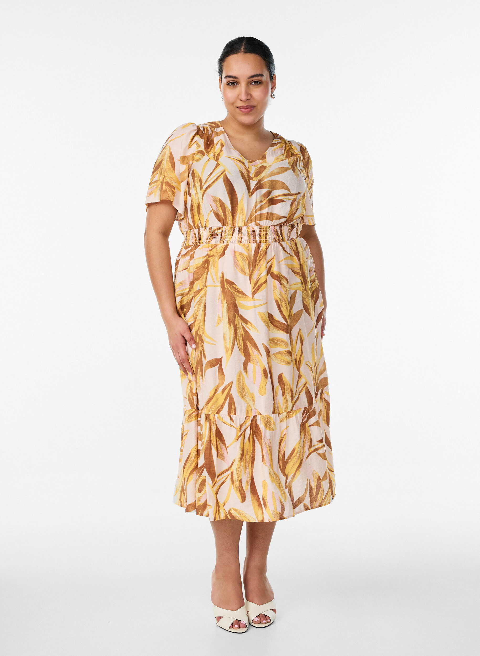 ZizzifashionViscose midi dress with leaf print and smocked waist, Yellow, Model image number 0