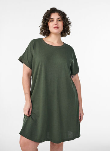 Short textured jersey dress with a round neck - Green - Sz. 40-64 - Zizzifashion Short textured jersey dress with a round neck - Green - Sz. 40-64 - Zizzifashion