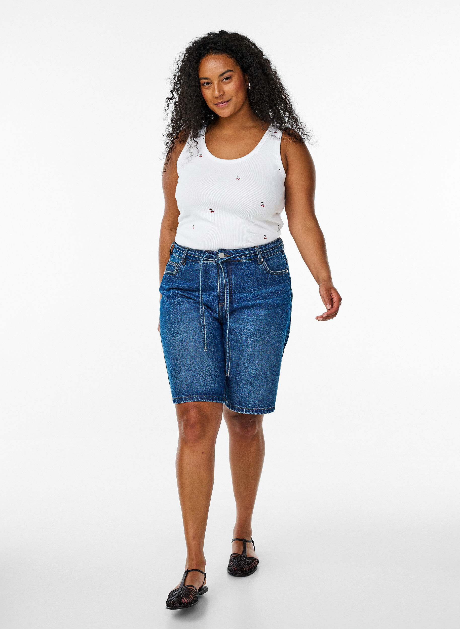 Zizzifashion Fitted top with motif, White, Model image number 1