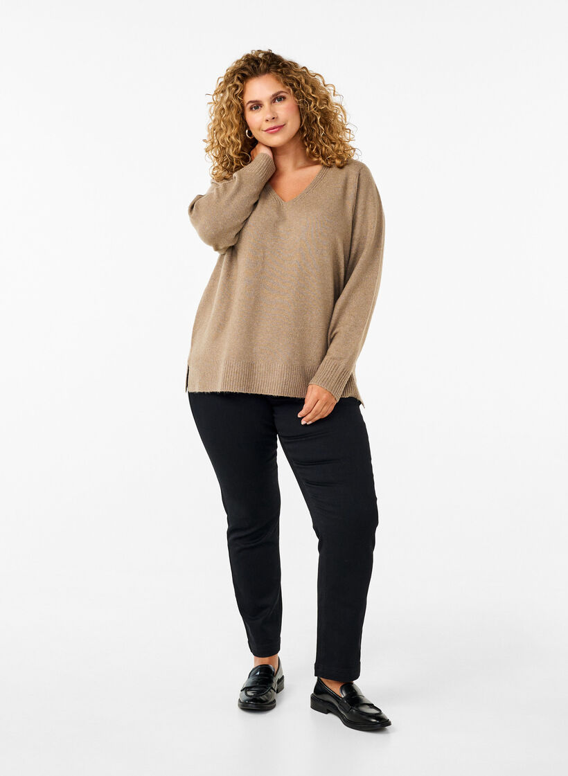 Knitted blouse with V-neck, Desert Taupe Melange, Model image number 2