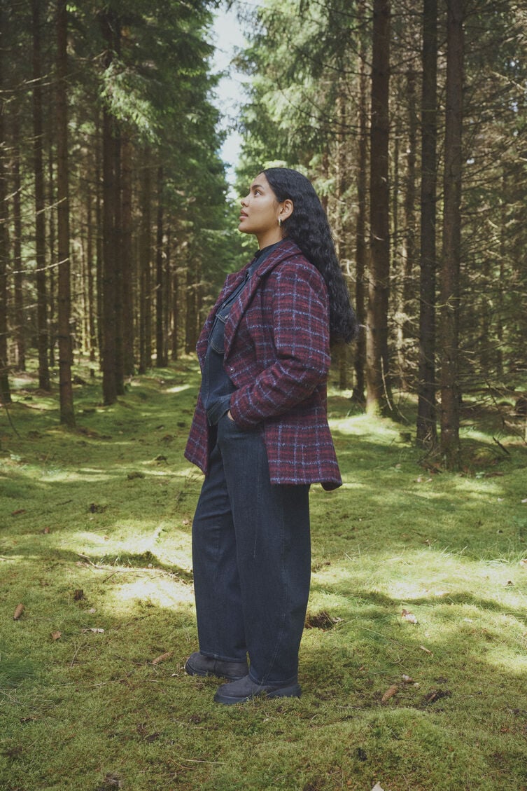 Forest elegance in checks, , Model