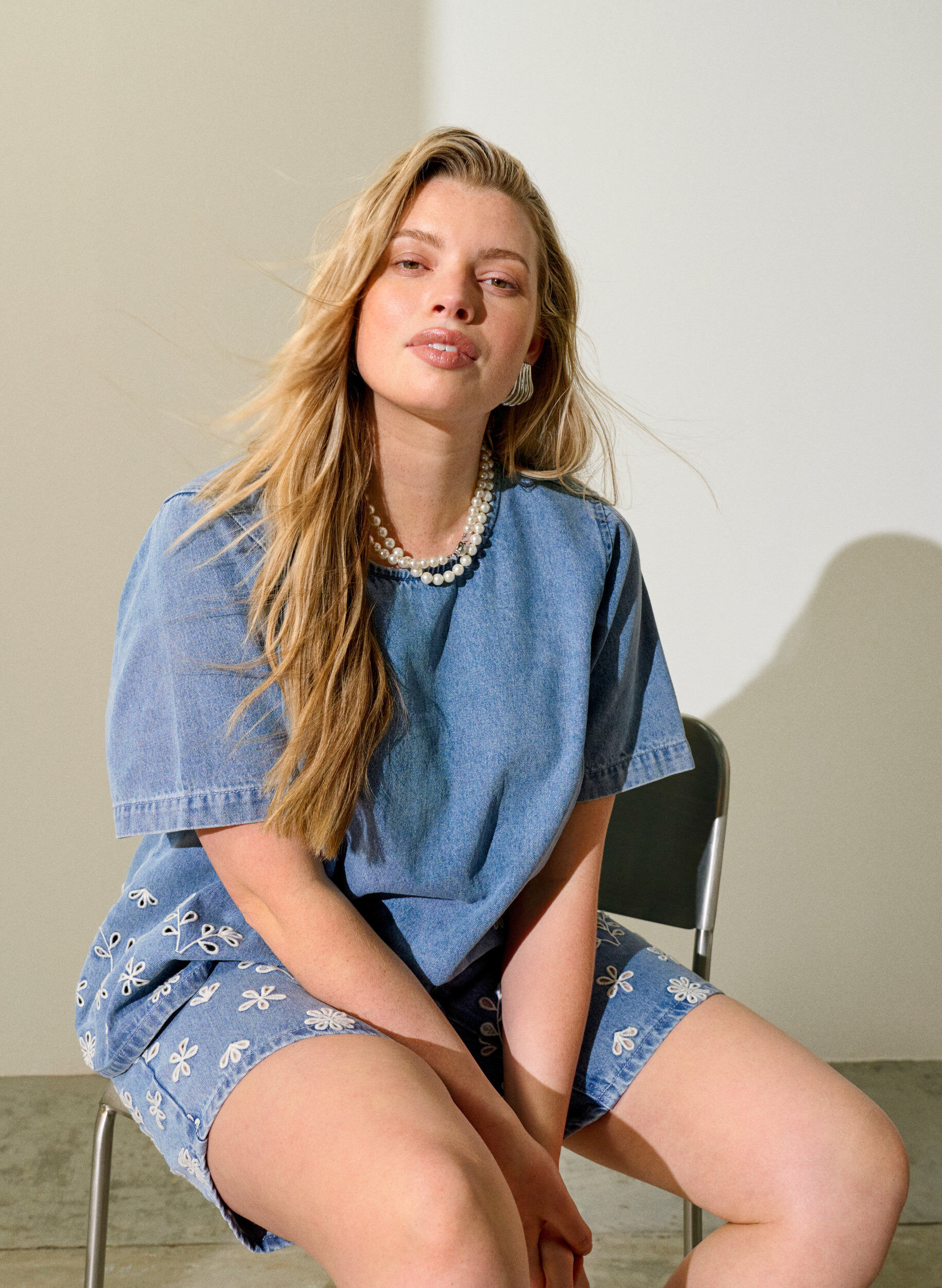 ZizzifashionShort-sleeved denim blouse with broderie anglaise, Light Blue, Image image number 0