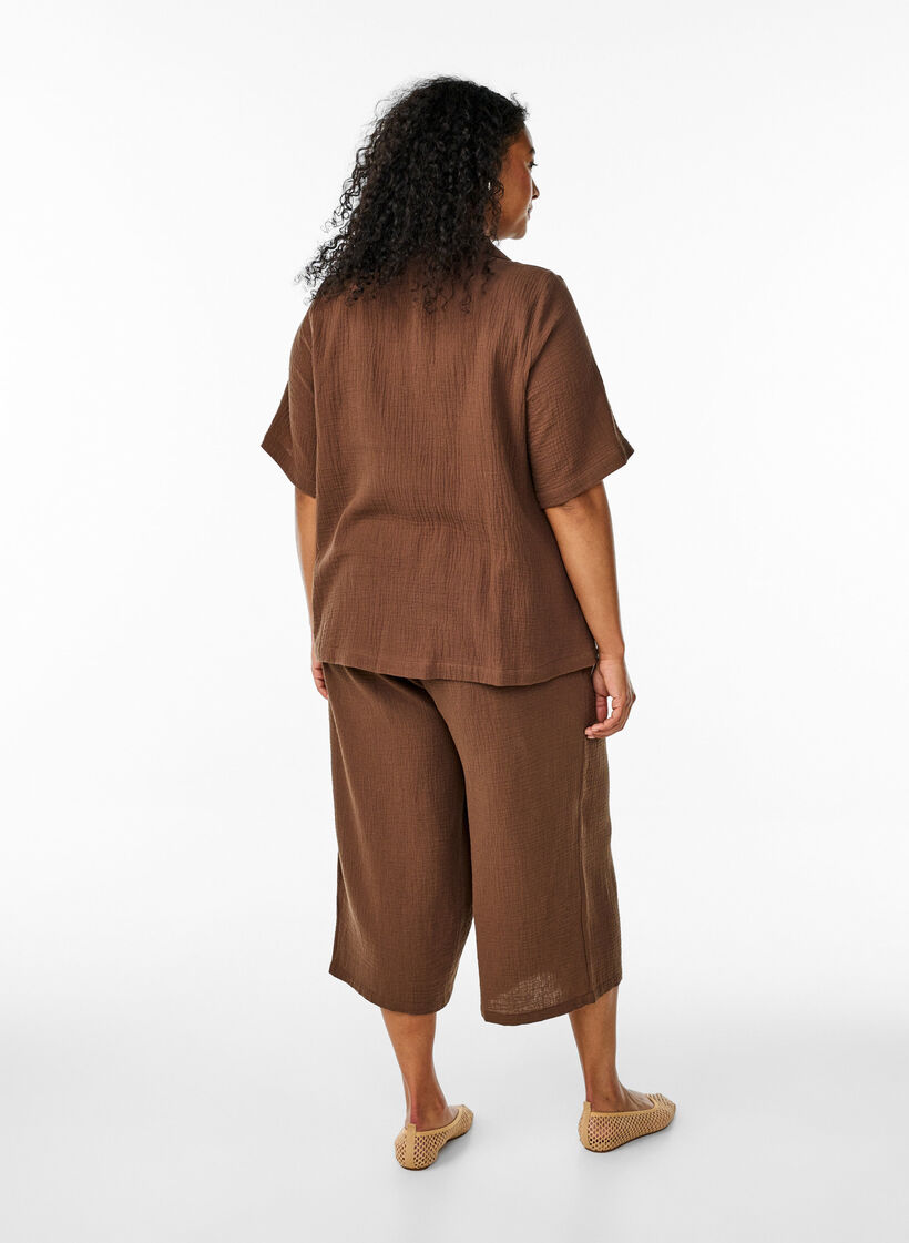 Culotte trousers in cotton muslin with high waist, Brown, Model image number 1