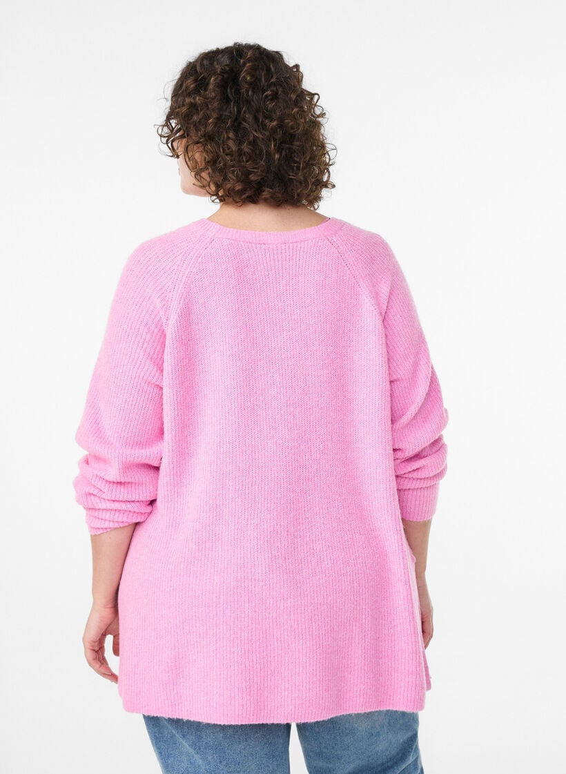 Knitted jumper with a diagonal pattern and raglan sleeves, Pink, Model image number 2