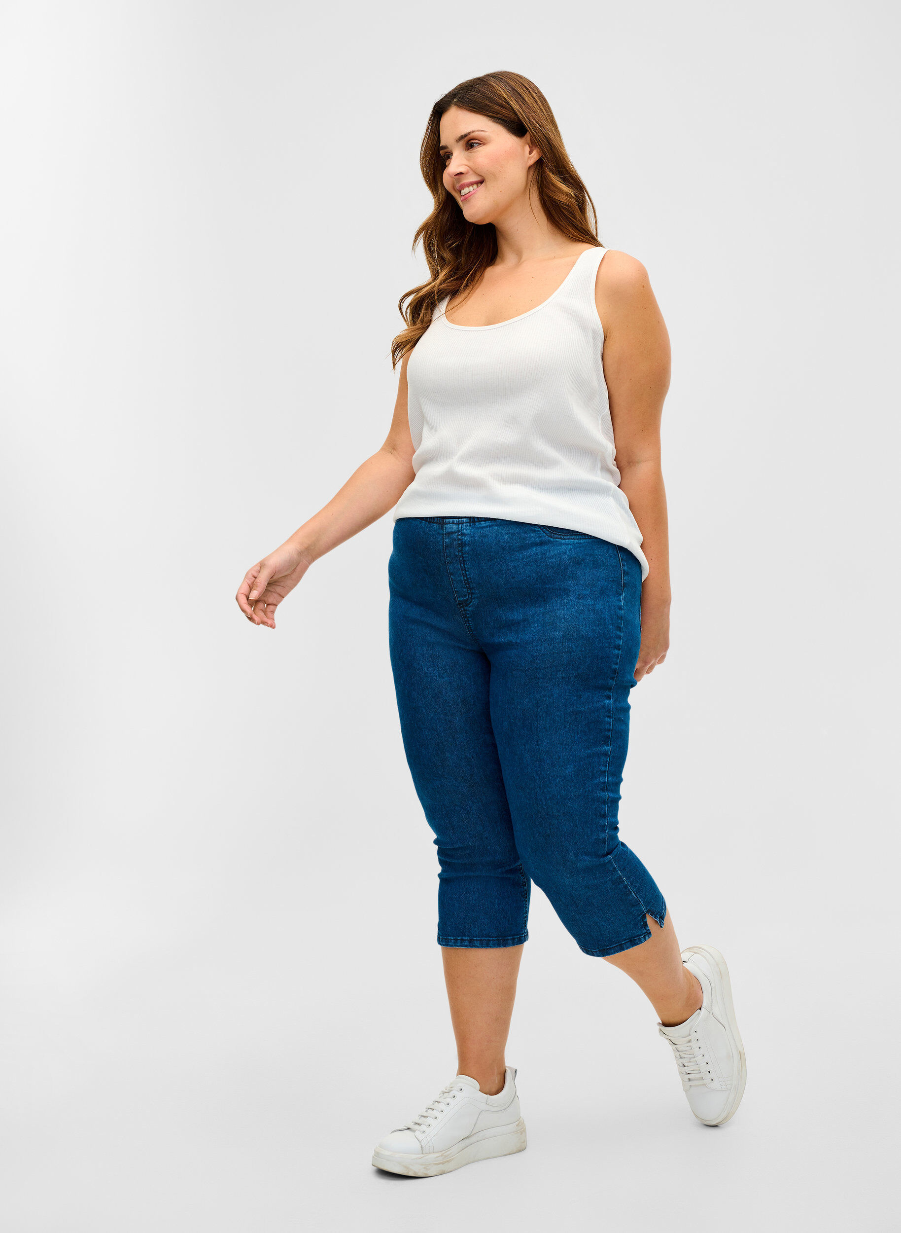Zizzifashion Cotton blend capris, Dark blue denim, Model image number 2