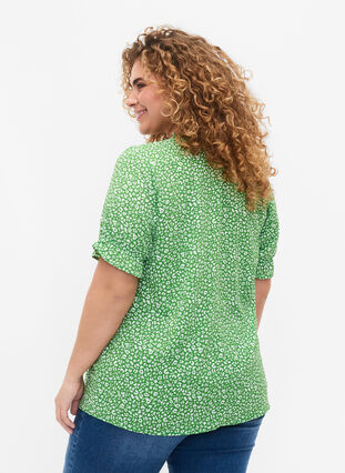 Short-sleeved blouse with print (GRS), Green Ditsy, Model image number 1