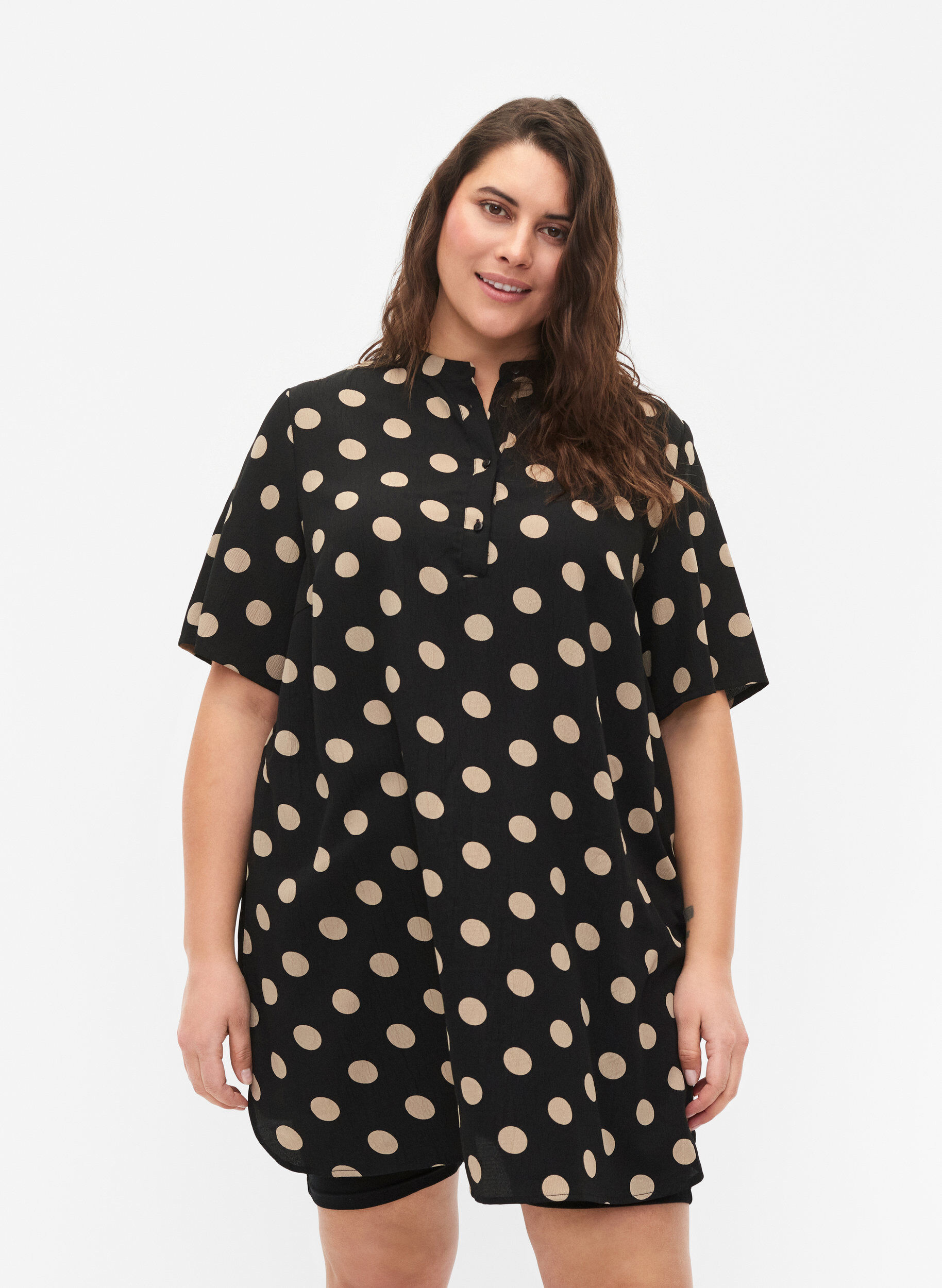Zizzifashion FLASH - Floral tunic with short sleeves, Black Brown Dot, Model image number 0