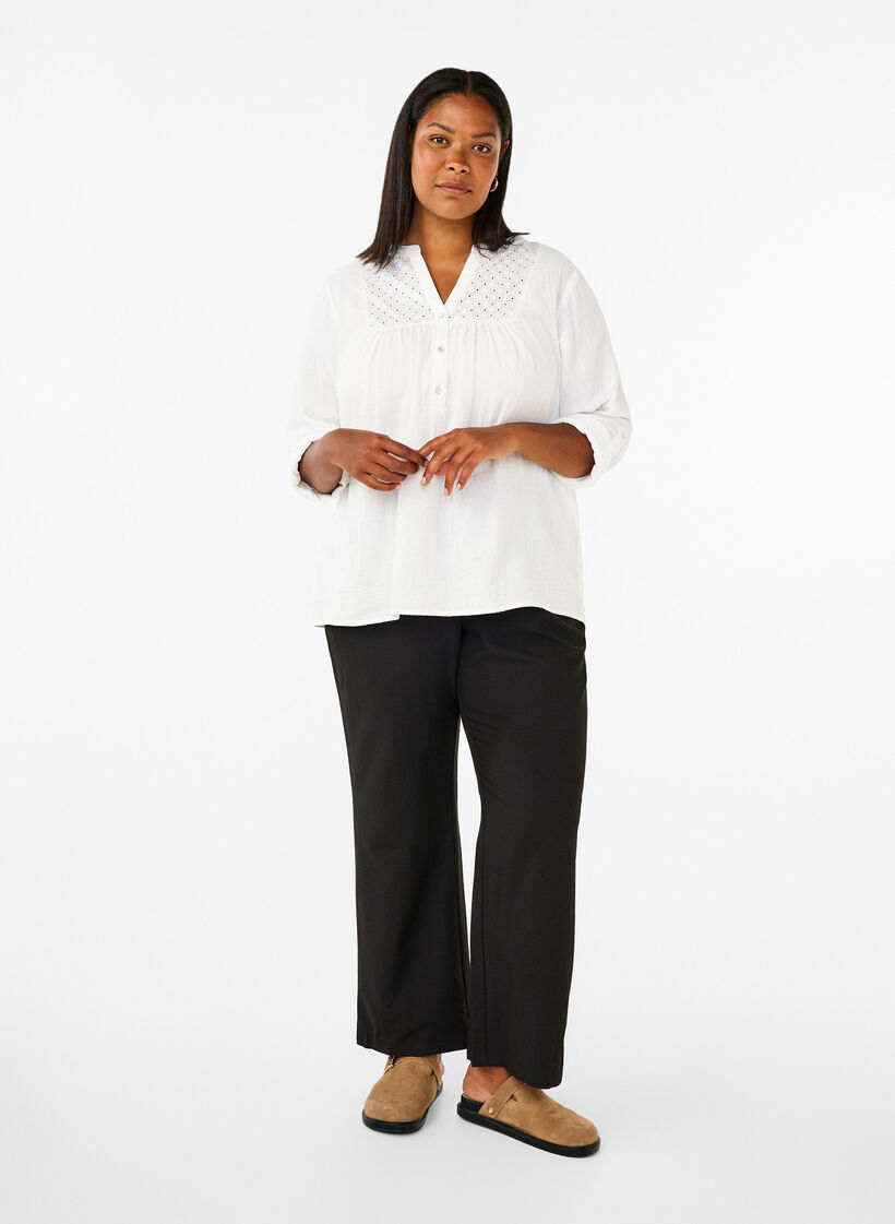 Cotton blouse with broderie anglaise and 3/4 sleeves, Bright White, Model image number 2