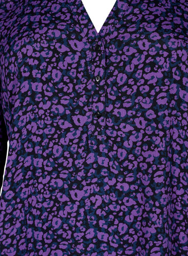 Blouse in viscose with 3/4 sleeves, Purple Leo AOP, Packshot image number 2