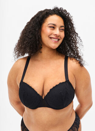 Molded lace bra with underwire, Black, Model image number 0