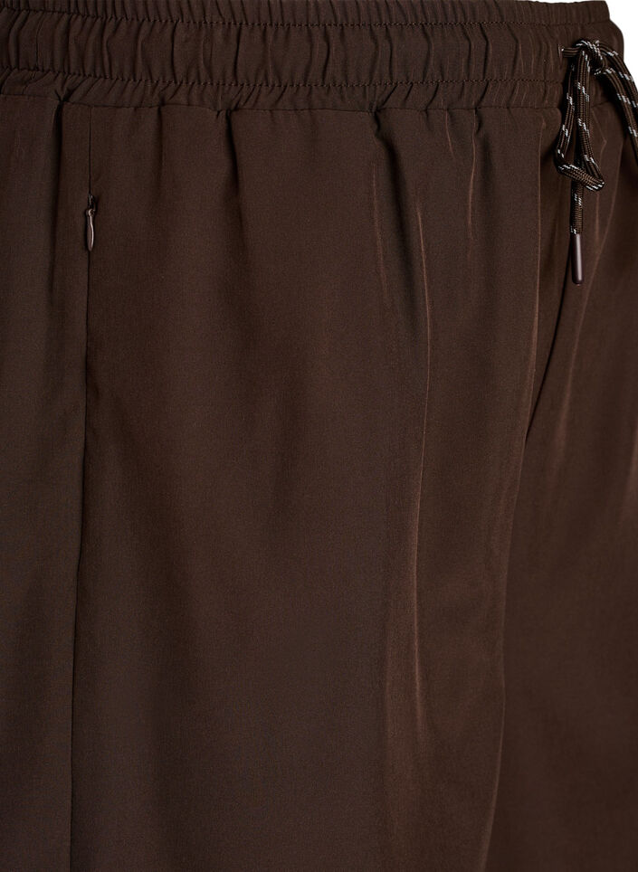 Training shorts with inner shorts and a phone pocket, Brown, Packshot image number 2