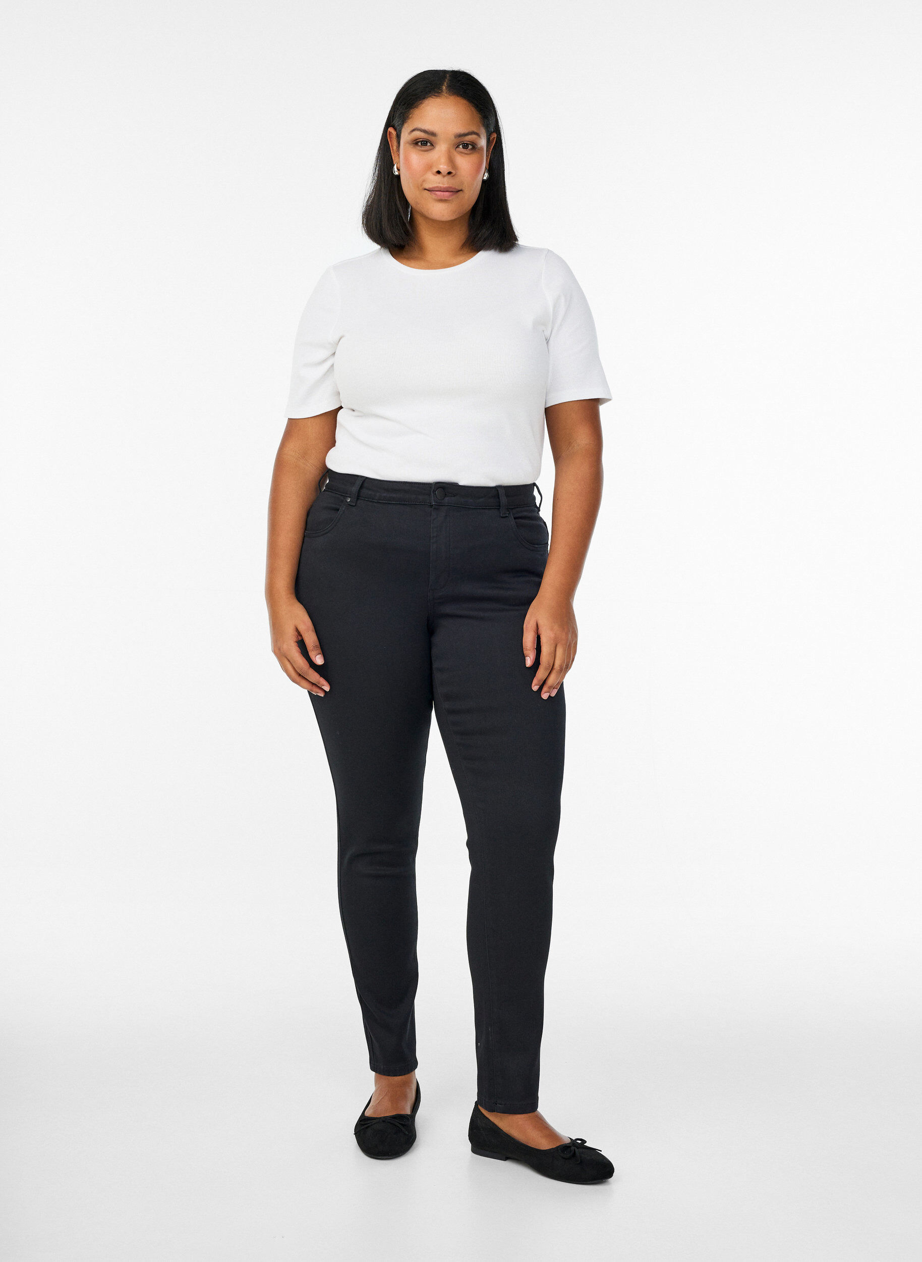 Slim fit Emily jeans with normal waist, Black, Model