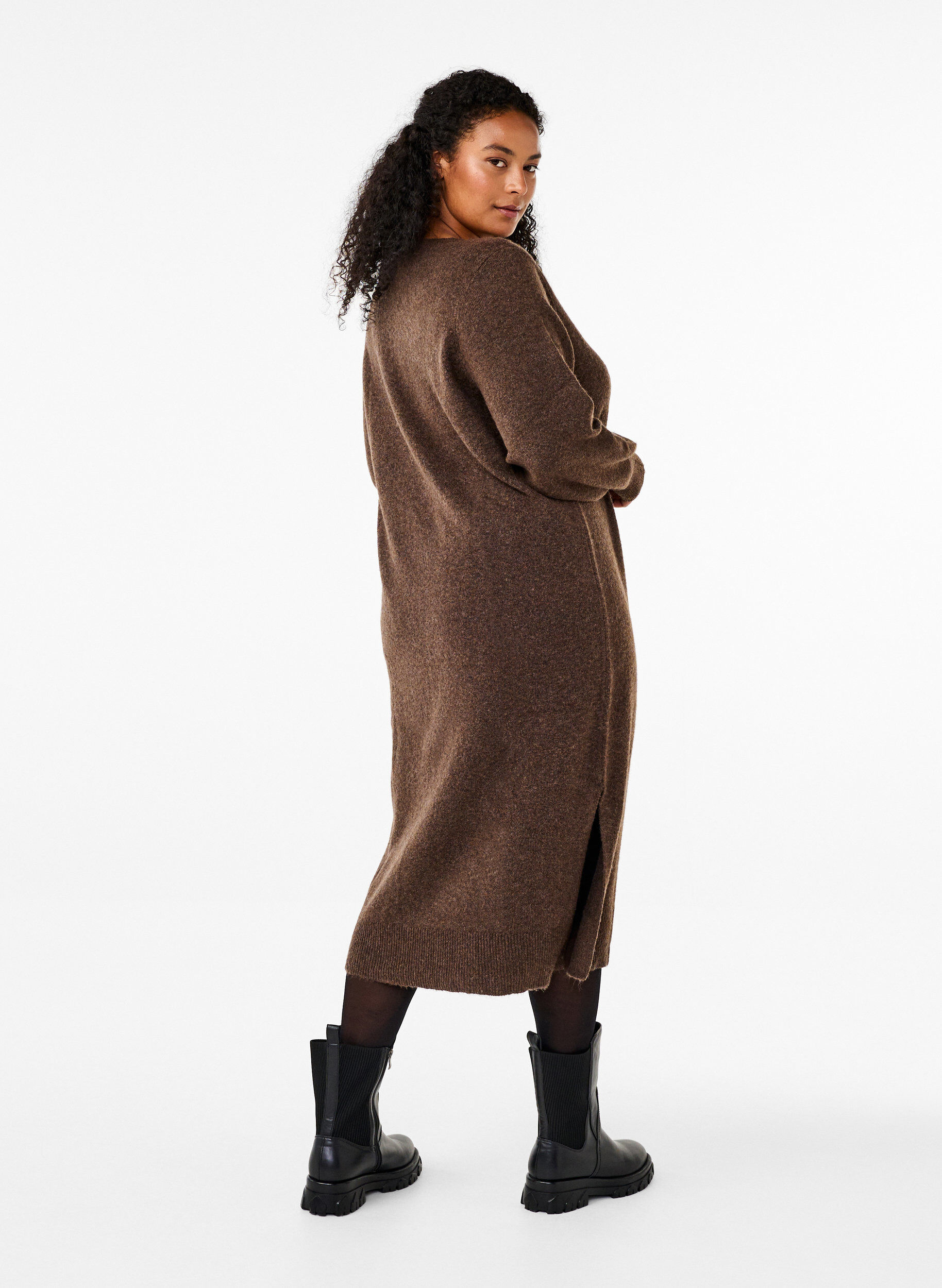 ZizzifashionLong-sleeved knitted dress with V-neck, Brown, Model image number 1