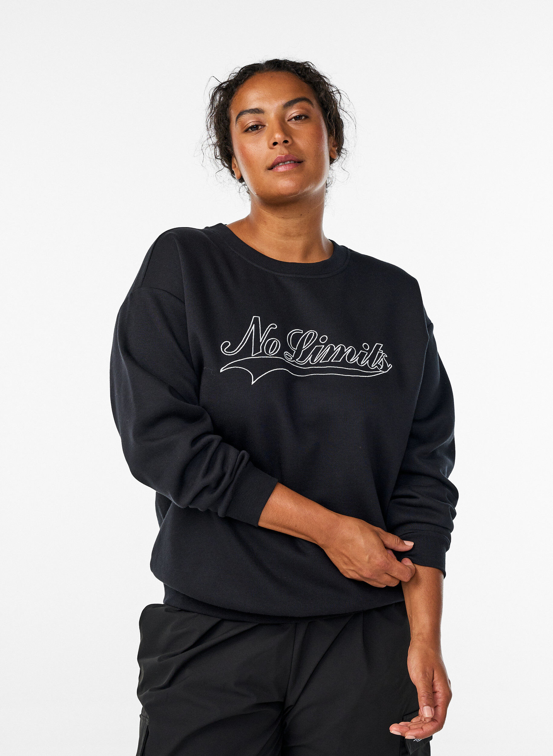 Zizzifashion Sweatshirt with statement detail, Black, Model image number 0