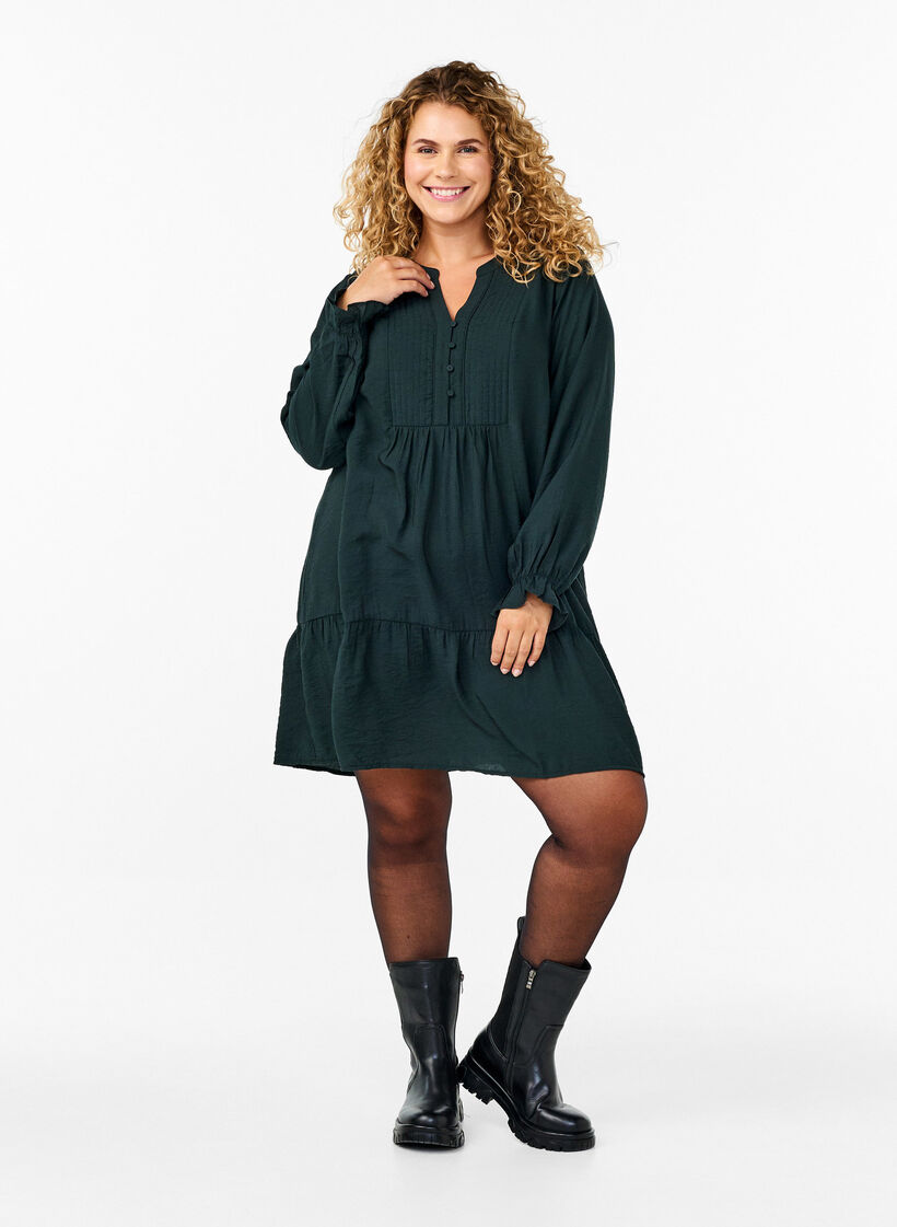 Short dress with stitching and buttons, Scarab, Model image number 2