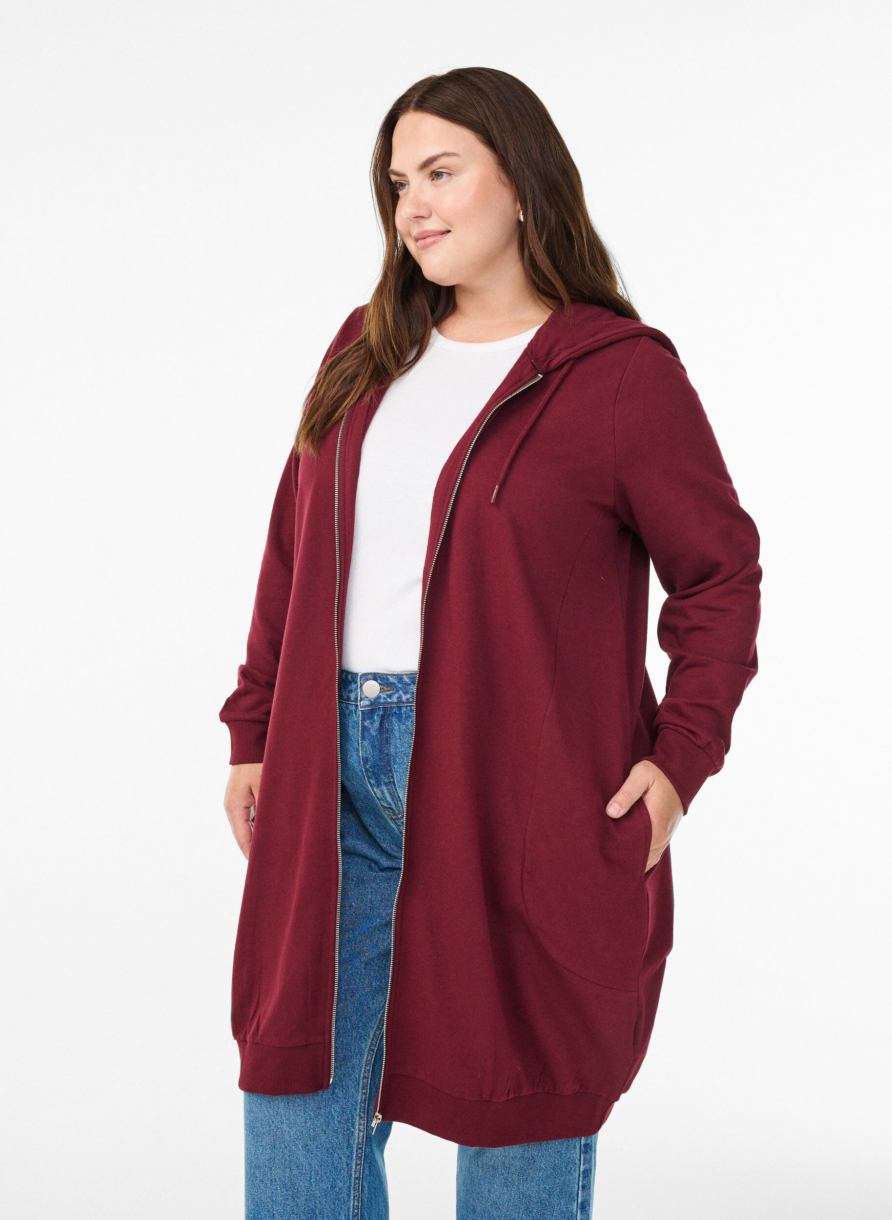 Long cotton sweat cardigan with hood, Dark Bordeaux, Model