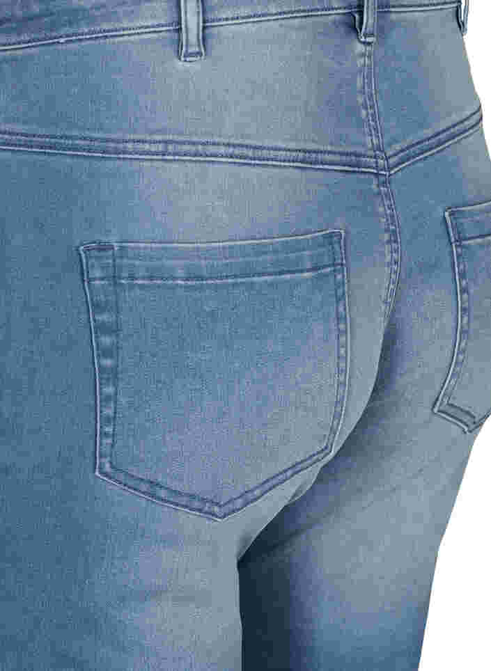 Slim fit Emily short with a regular waist, Light blue denim, Packshot image number 3