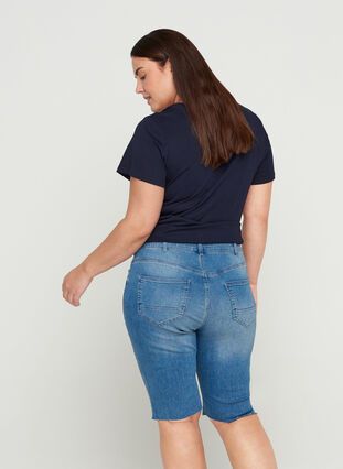 Close-fitting denim shorts, Dark blue denim, Model image number 1