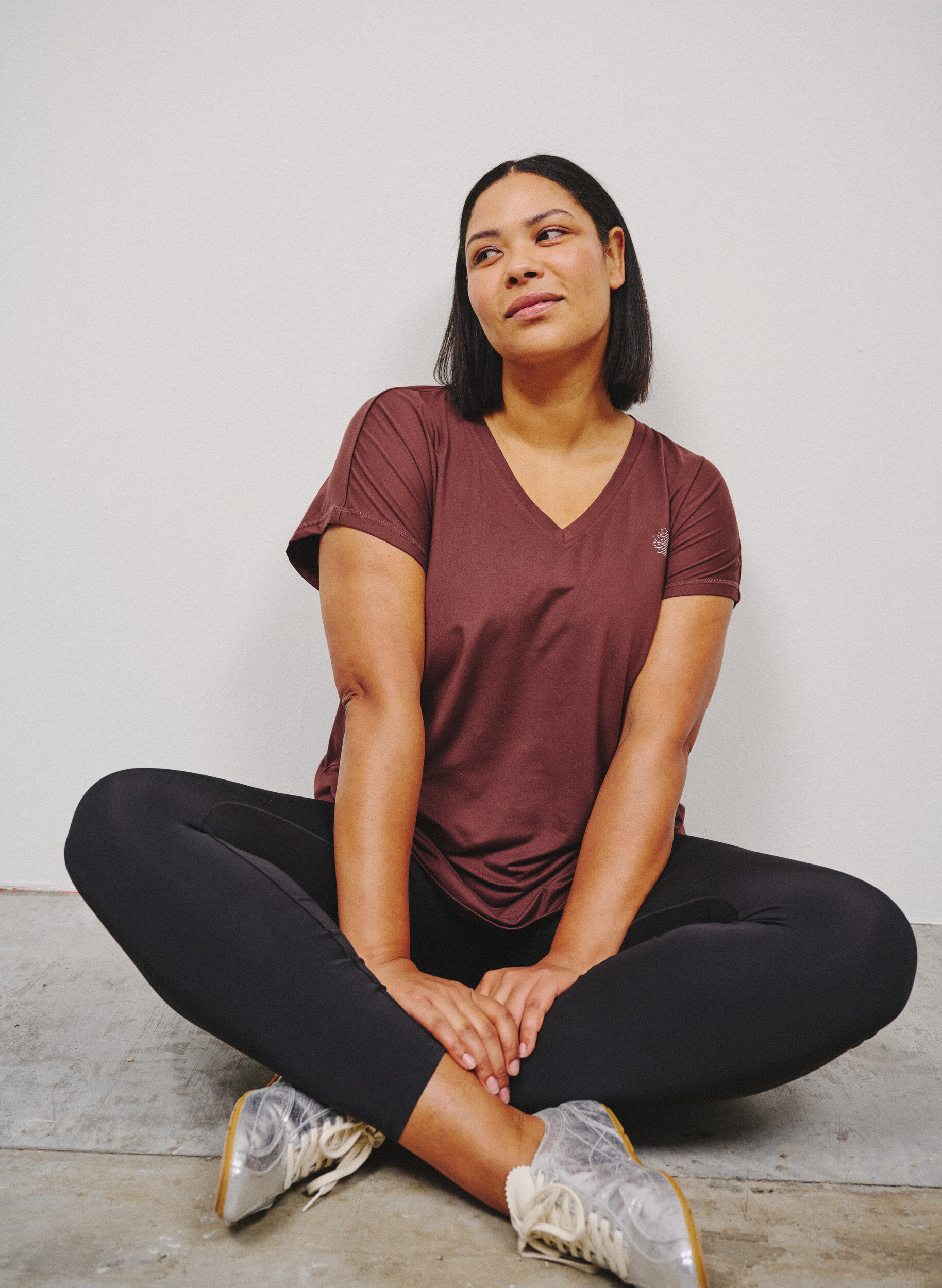 ZizzifashionLoose training t-shirt with v-neck, Brown, Image image number 0