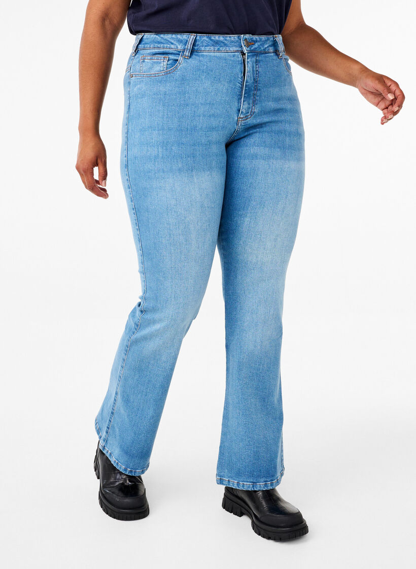 High-waisted Ellen bootcut jeans, Light Blue, Model image number 2