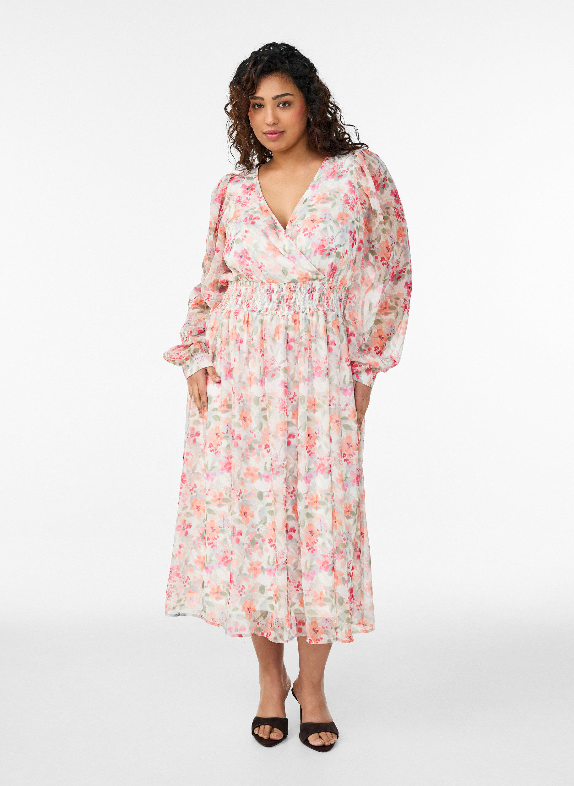 Floral midi dress with wrap-look and smock, Orange, Model