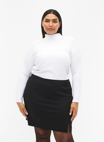 Short skirt with slit, Black, Model image number 0