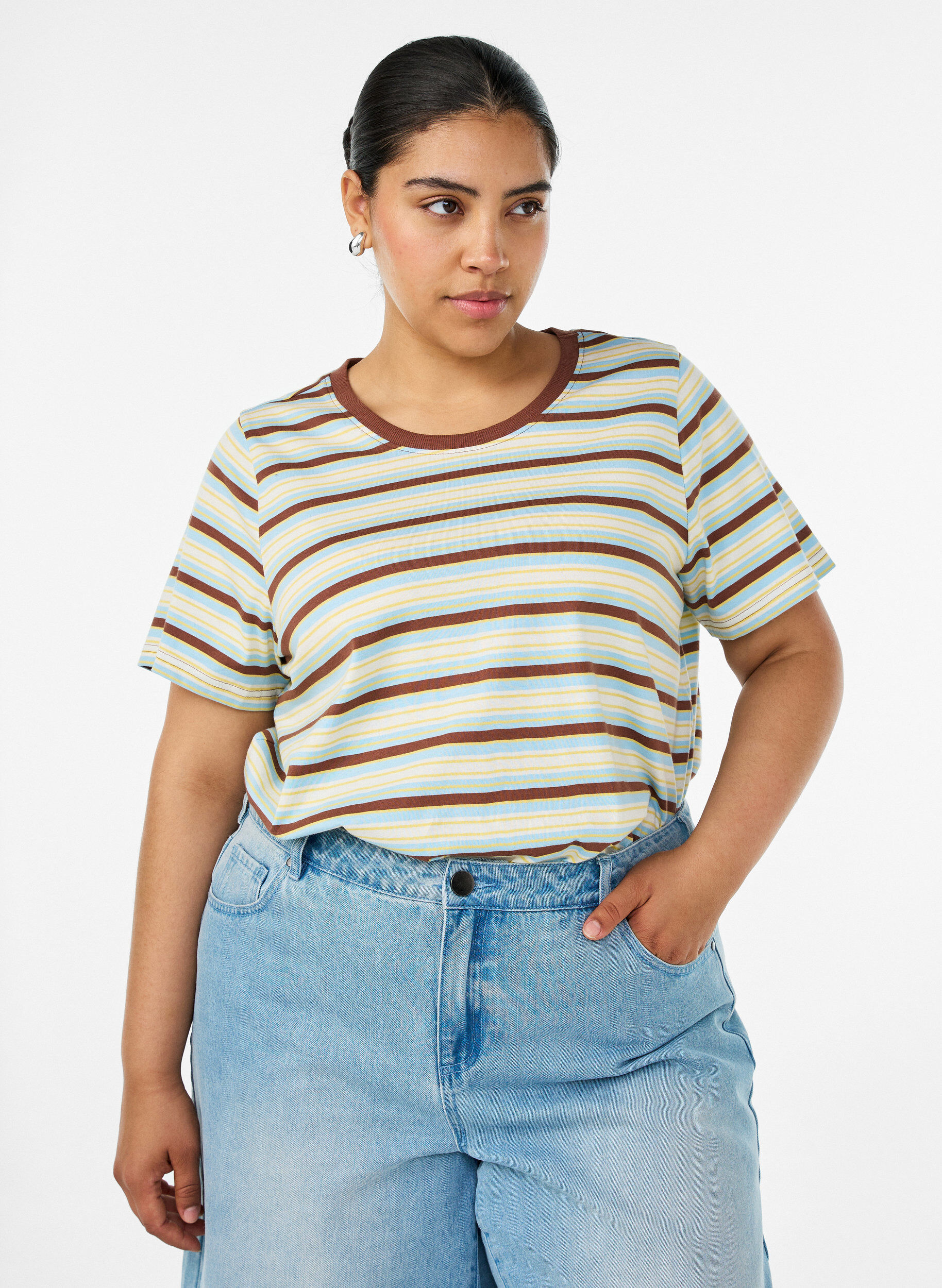Striped organic cotton T-shirt, Brown, Model