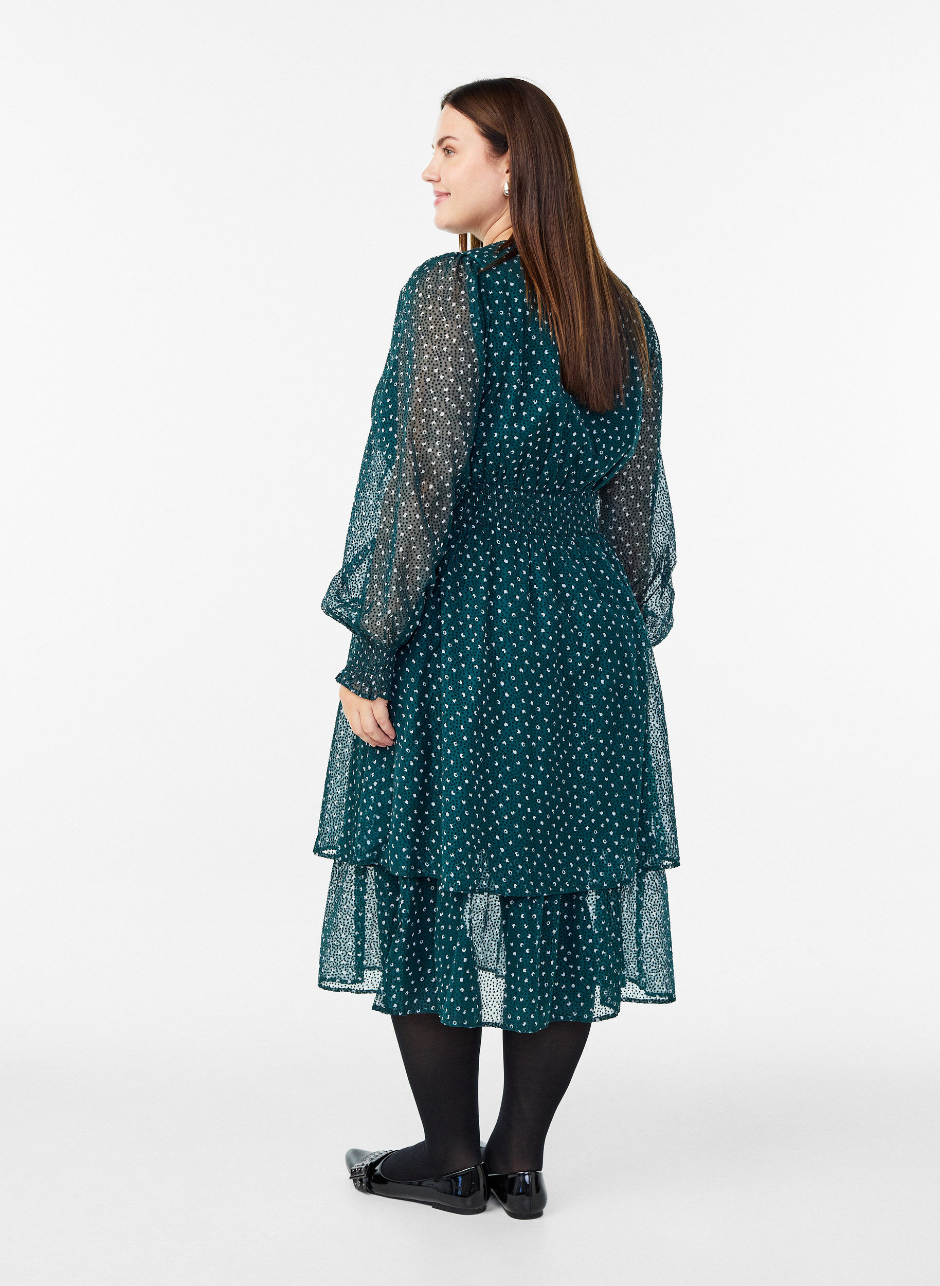 Zizzifashion Midi dress in chiffon with dotted pattern, Green, Model image number 1